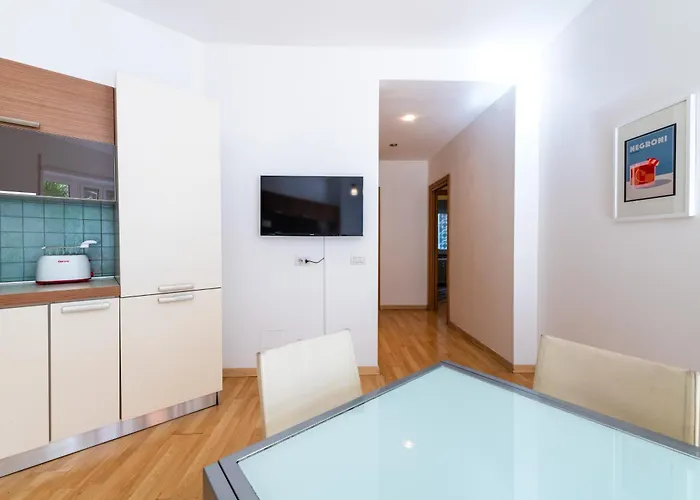 Leoncavallo Retreat